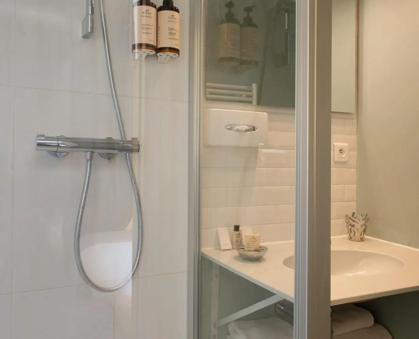 Suites&hôtel Helzear Montparnasse 4*