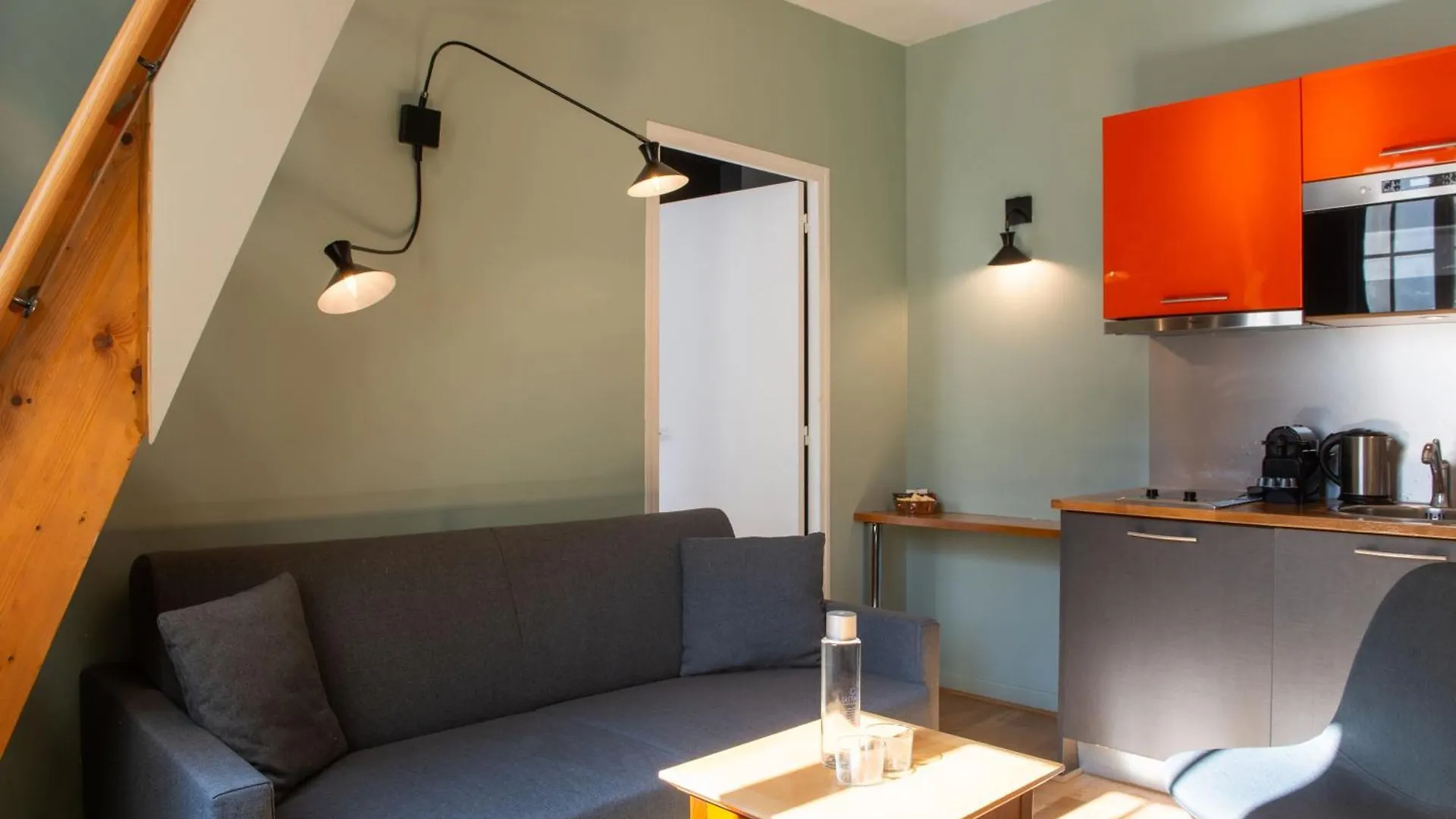 Suites&hôtel Helzear Montparnasse Hotel 4*