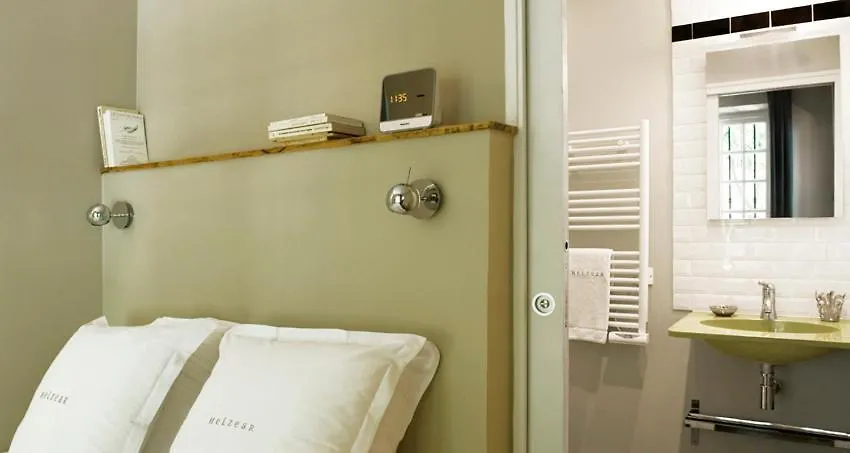 Suites&hôtel Helzear Montparnasse 4*