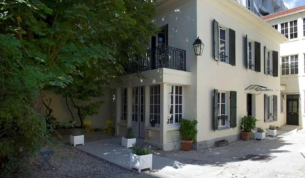 Helzear Montparnasse Hotel 4*