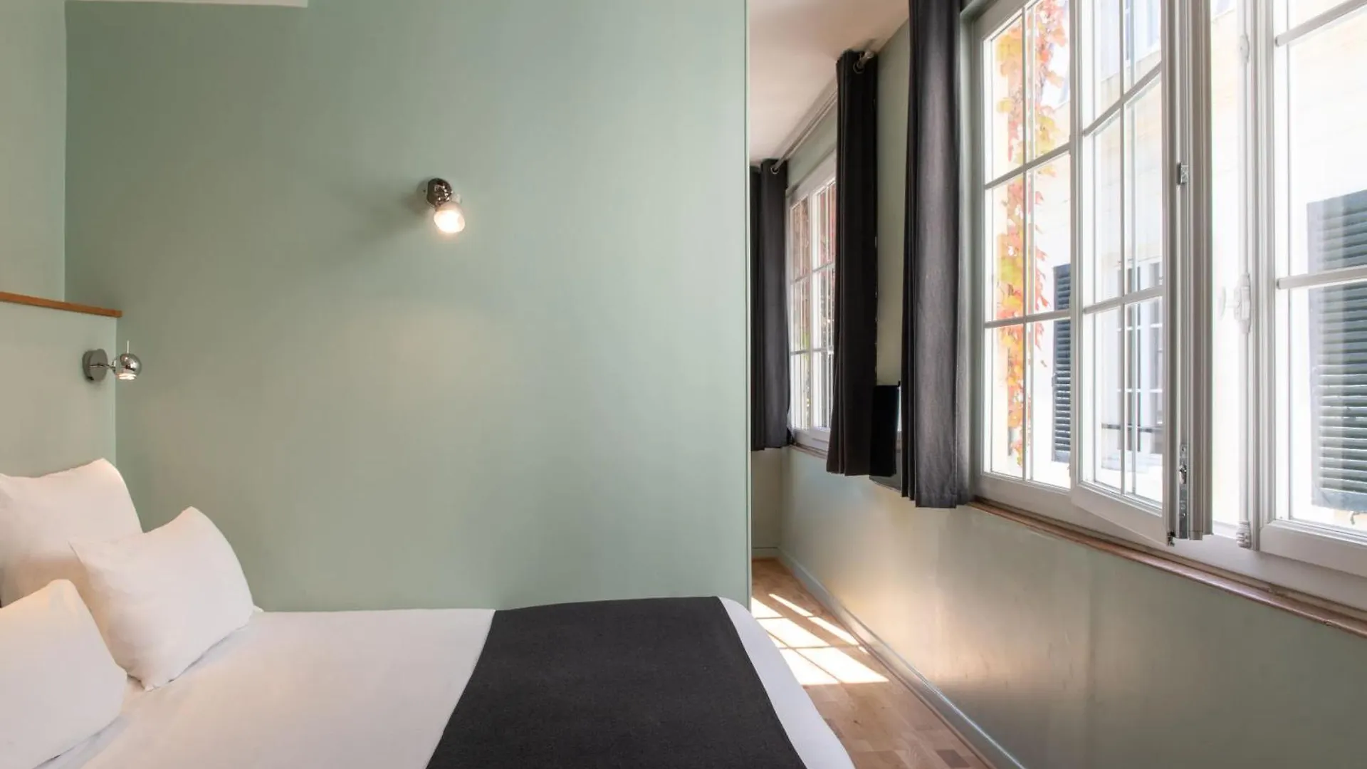 Hotel Helzear Montparnasse Paris